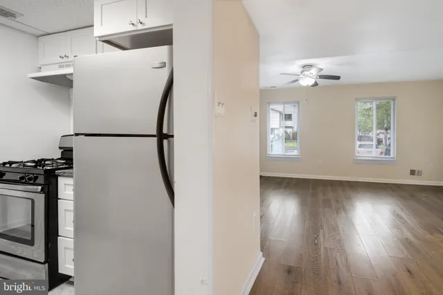 $185,000 | 76 King Henry Circle, Unit 76B, Baltimore, MD 21237