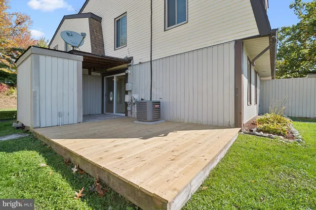 $185,000 | 76 King Henry Circle, Unit 76B, Baltimore, MD 21237