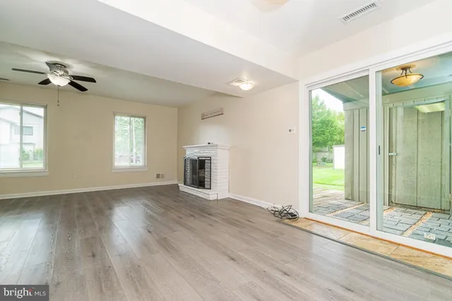 $185,000 | 76 King Henry Circle, Unit 76B, Baltimore, MD 21237