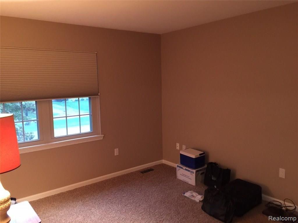 40599 Village Wood Road Novi, MI 48375 - Photo 27 of 43