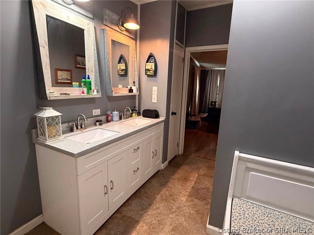 4458 Chasteen Road Deputy, IN 47230 - Photo 21 of 21 Master bathroom