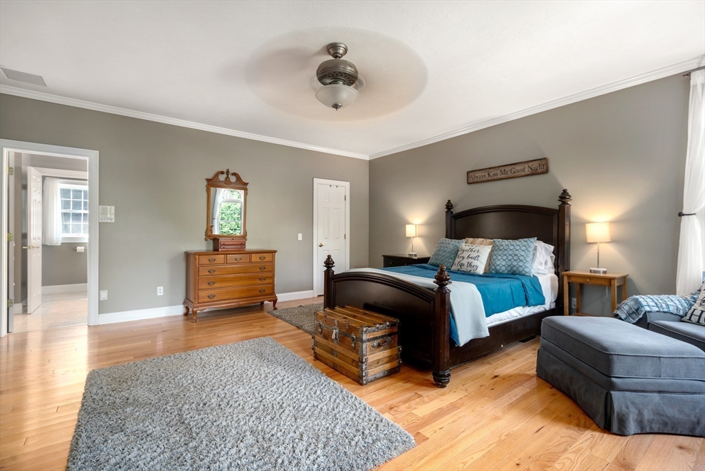 400 New Boston Road Sturbridge, MA 01566 - Photo 28 of 42 a bedroom with a bed and window
