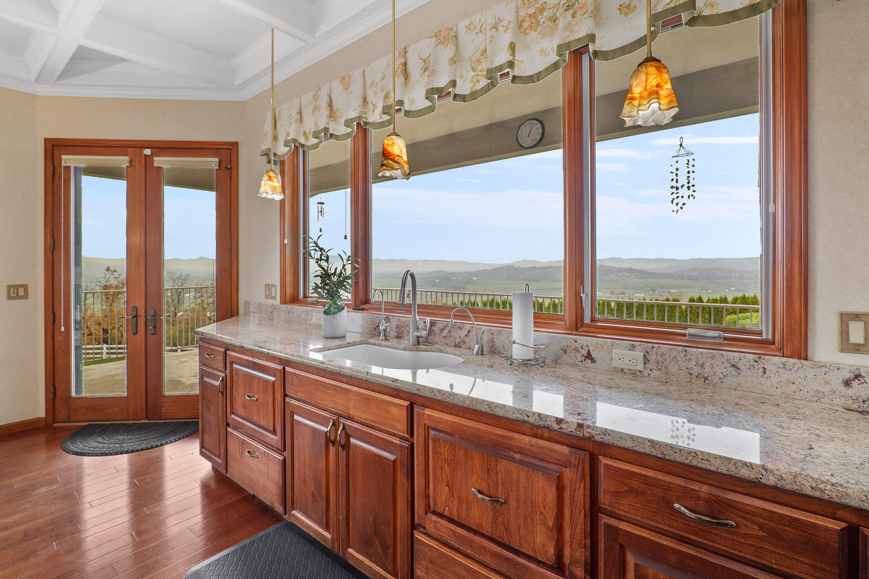 1237 Brownsboro-Meridian Road Eagle Point, OR 97524 - Photo 19 of 68 18