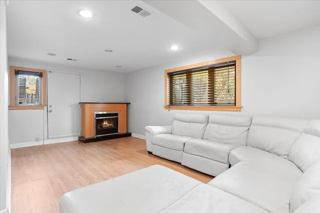 $849,500 | 515 Karey Court, Wilmette, IL 60091