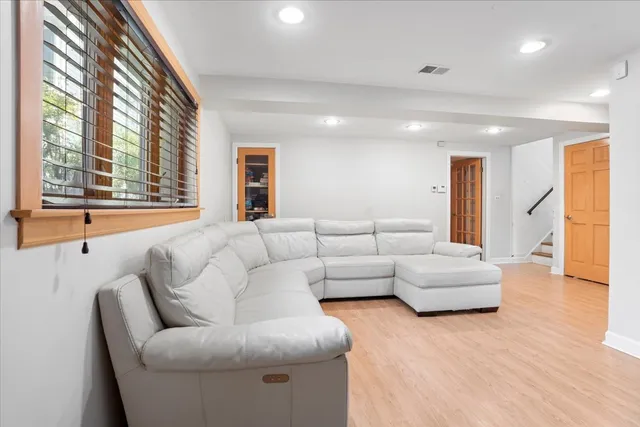 $849,500 | 515 Karey Court, Wilmette, IL 60091