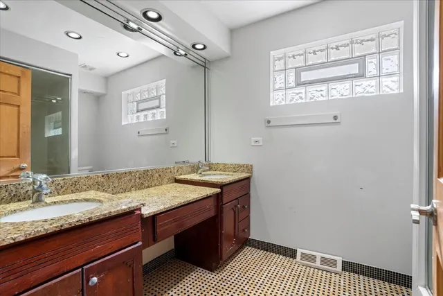 $849,500 | 515 Karey Court, Wilmette, IL 60091