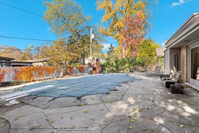 $849,500 | 515 Karey Court, Wilmette, IL 60091