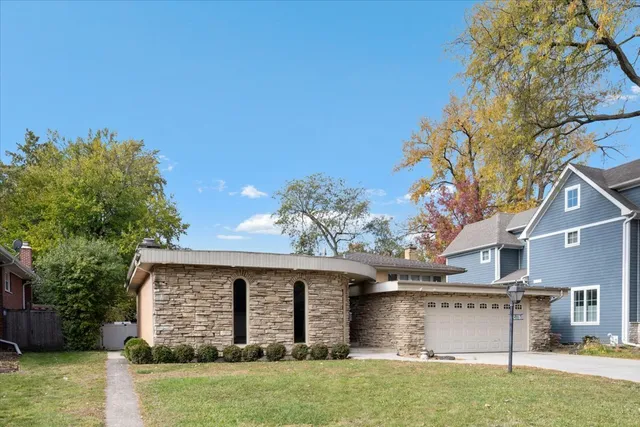 $849,500 | 515 Karey Court, Wilmette, IL 60091