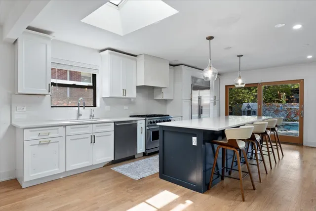 $849,500 | 515 Karey Court, Wilmette, IL 60091