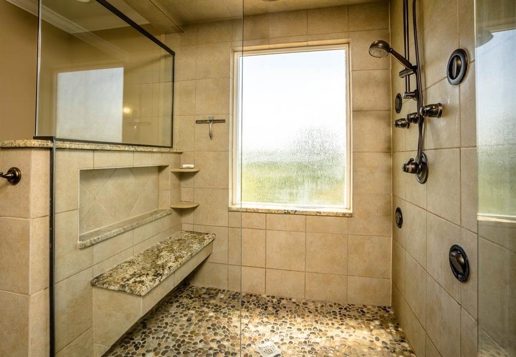 8670 East Timber Ridge Road Mount Crawford, VA 22841 - Photo 54 of 56 a bathroom with a shower