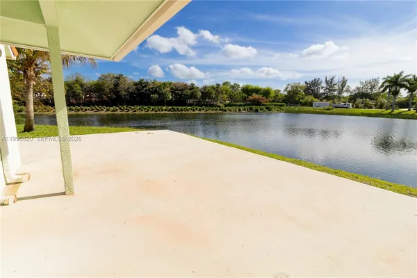 $1,350,000 | 10352 Northwest 46th Street, Doral, FL 33178