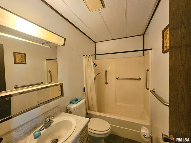 $165,000 | 1093 Ocean Avenue, Moscow, IA 52760