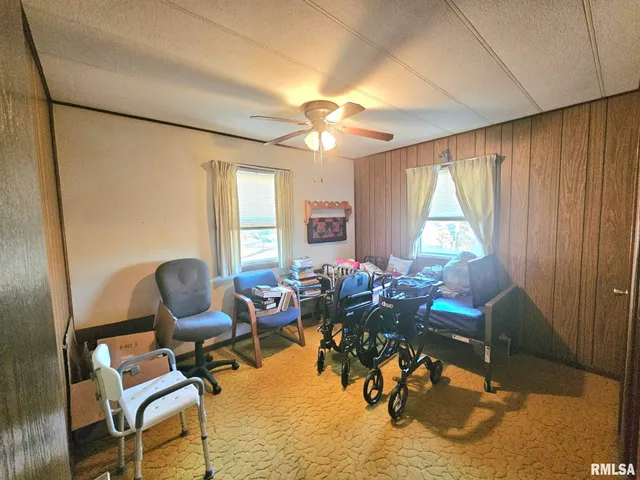 $165,000 | 1093 Ocean Avenue, Moscow, IA 52760