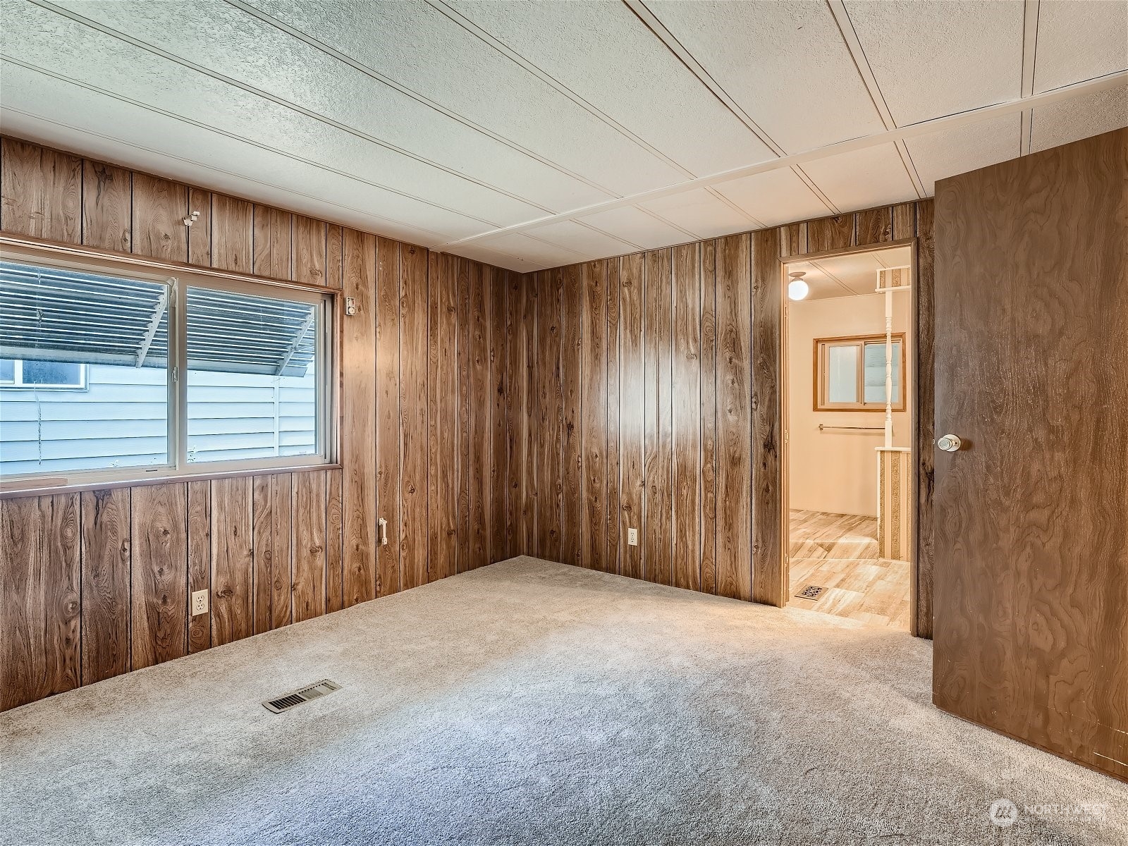 201 Union Avenue Southeast, Unit 105 Renton, WA 98059 - Photo 6 of 17 Gallery Image 6
