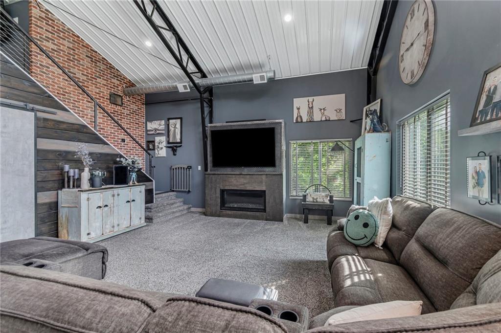 4640 Kickapoo Drive Lathrop, MO 64465 - Photo 4 of 54