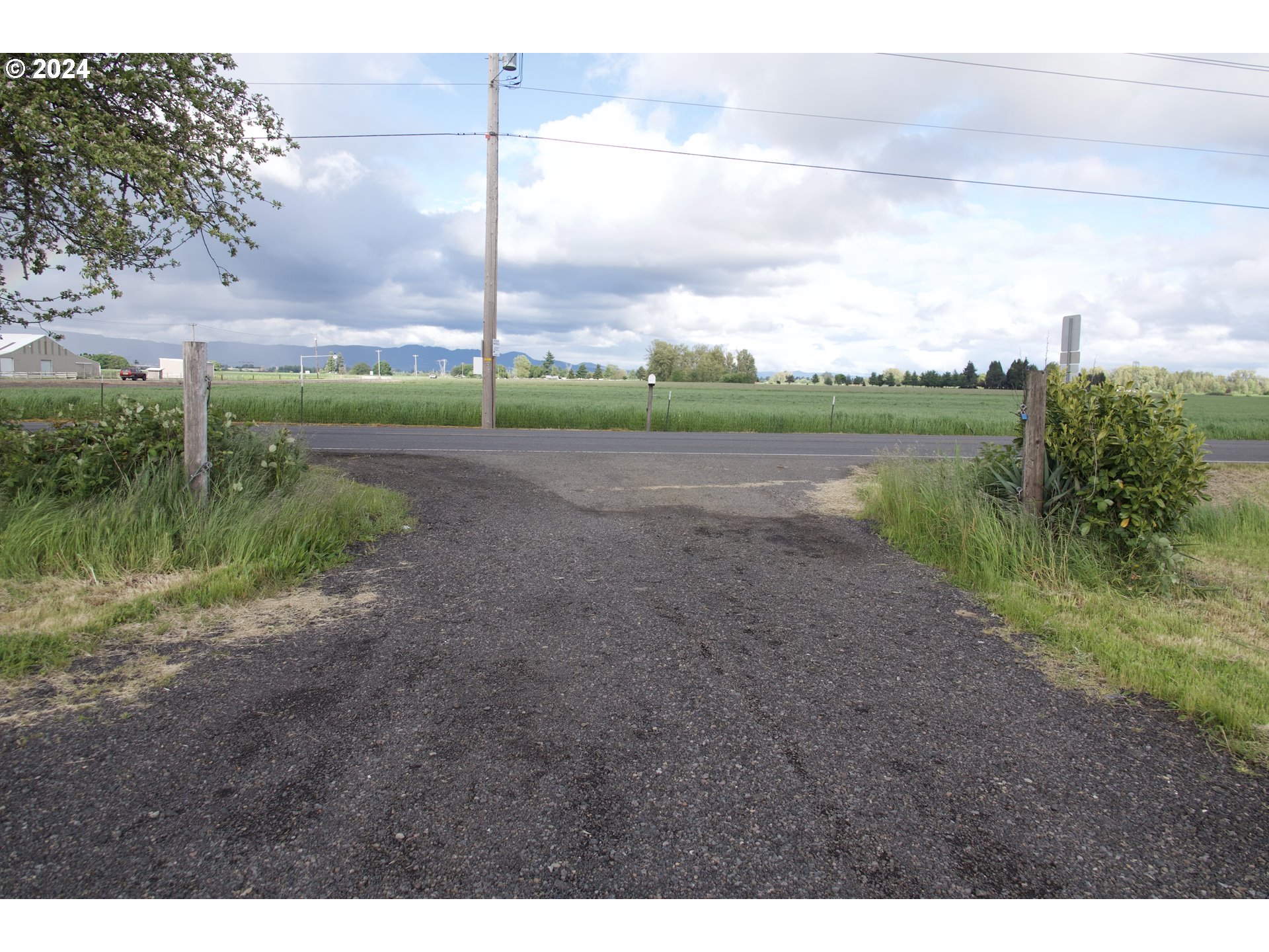 89908 Green Hill Road Eugene, OR 97402 - Photo 10 of 12 Gallery Image 10