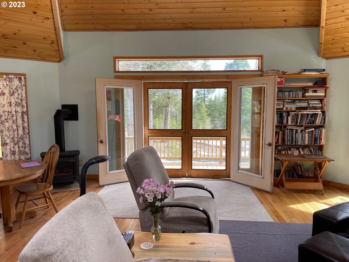 60535 Tucker Down Road Joseph, OR 97846 - Photo 15 of 37 a living room with furniture and a large window