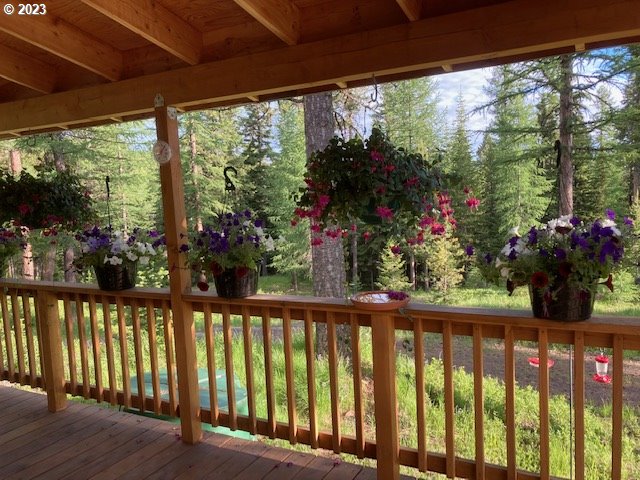 60535 Tucker Down Road Joseph, OR 97846 - Photo 32 of 37 a view of a porch