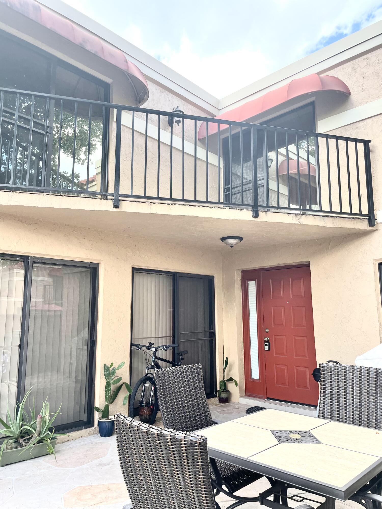 8171 Thames Boulevard, Unit B Boca Raton, FL 33433 - Photo 40 of 49 Patio