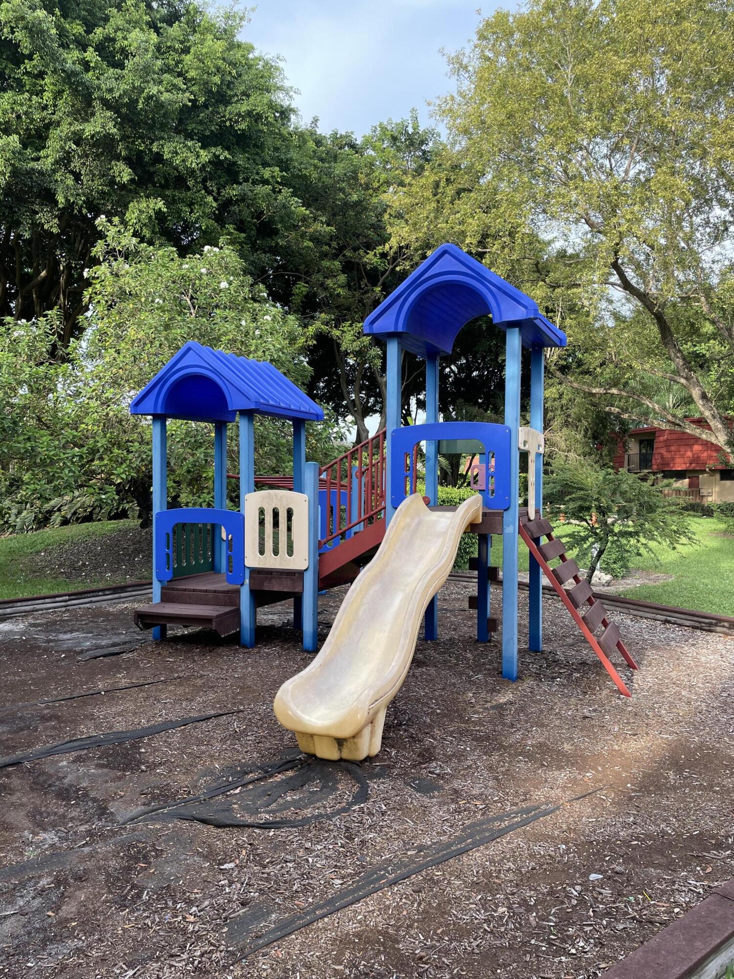 8171 Thames Boulevard, Unit B Boca Raton, FL 33433 - Photo 46 of 49 Playground