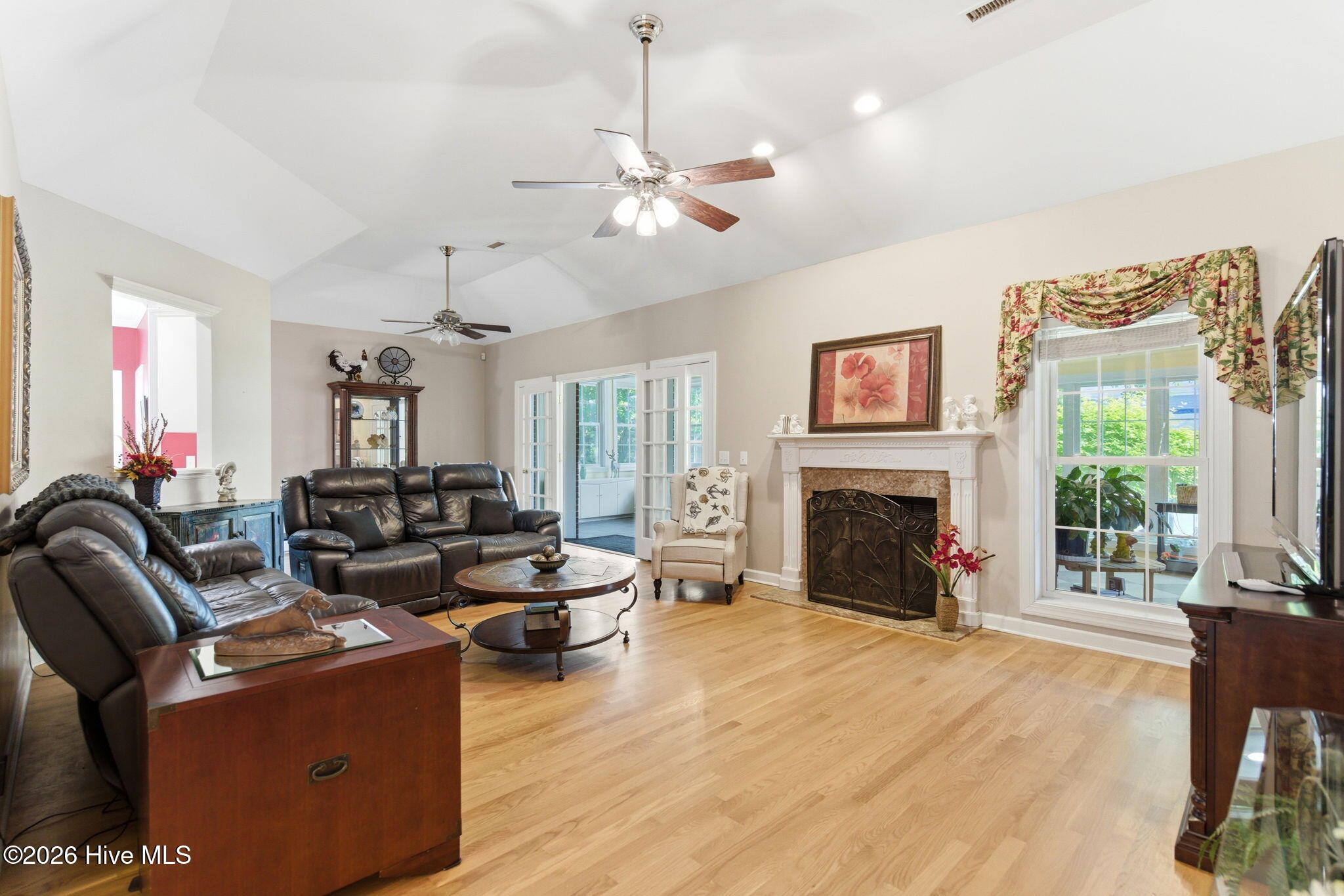 410 Whitebridge Road Hampstead, NC 28443 - Photo 6 of 94 50-web-or-mls-dsc08826