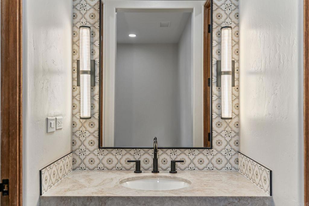 6937 Corte Spagna Rancho Santa Fe, CA 92091 - Photo 18 of 31