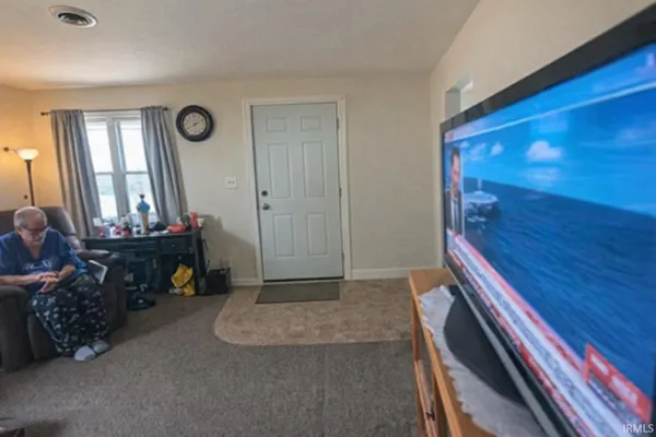 $69,900 | 2520 West 11th Street, Muncie, IN 47302