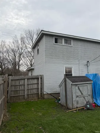 $69,900 | 2520 West 11th Street, Muncie, IN 47302