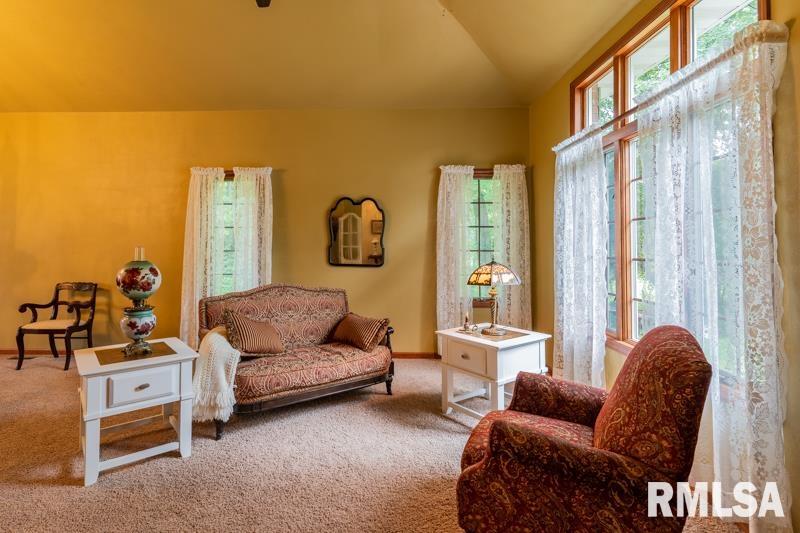 8801 West Pfeiffer Road Mapleton, IL 61547 - Photo 5 of 31