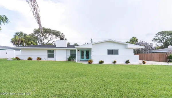 $3,200 | 311 12th Terrace, Indialantic, FL 32903