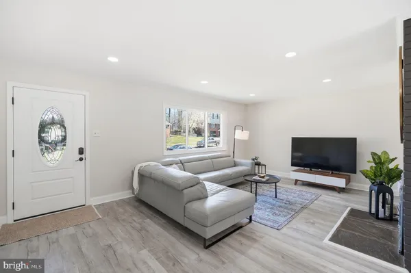 $775,000 | 7500 Murillo Street, Springfield, VA 22151
