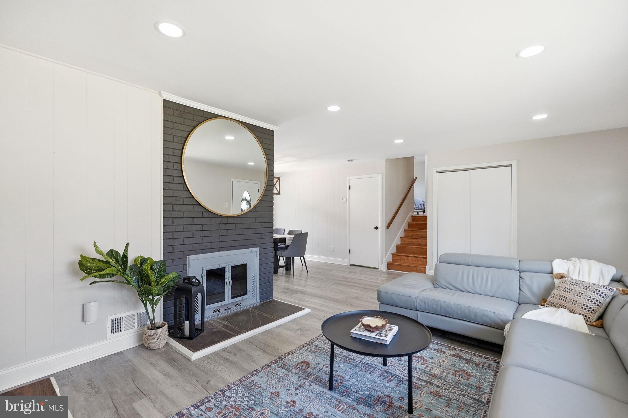 7500 Murillo Street Springfield, VA 22151 - Photo 5 of 44