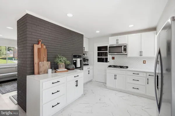 $775,000 | 7500 Murillo Street, Springfield, VA 22151
