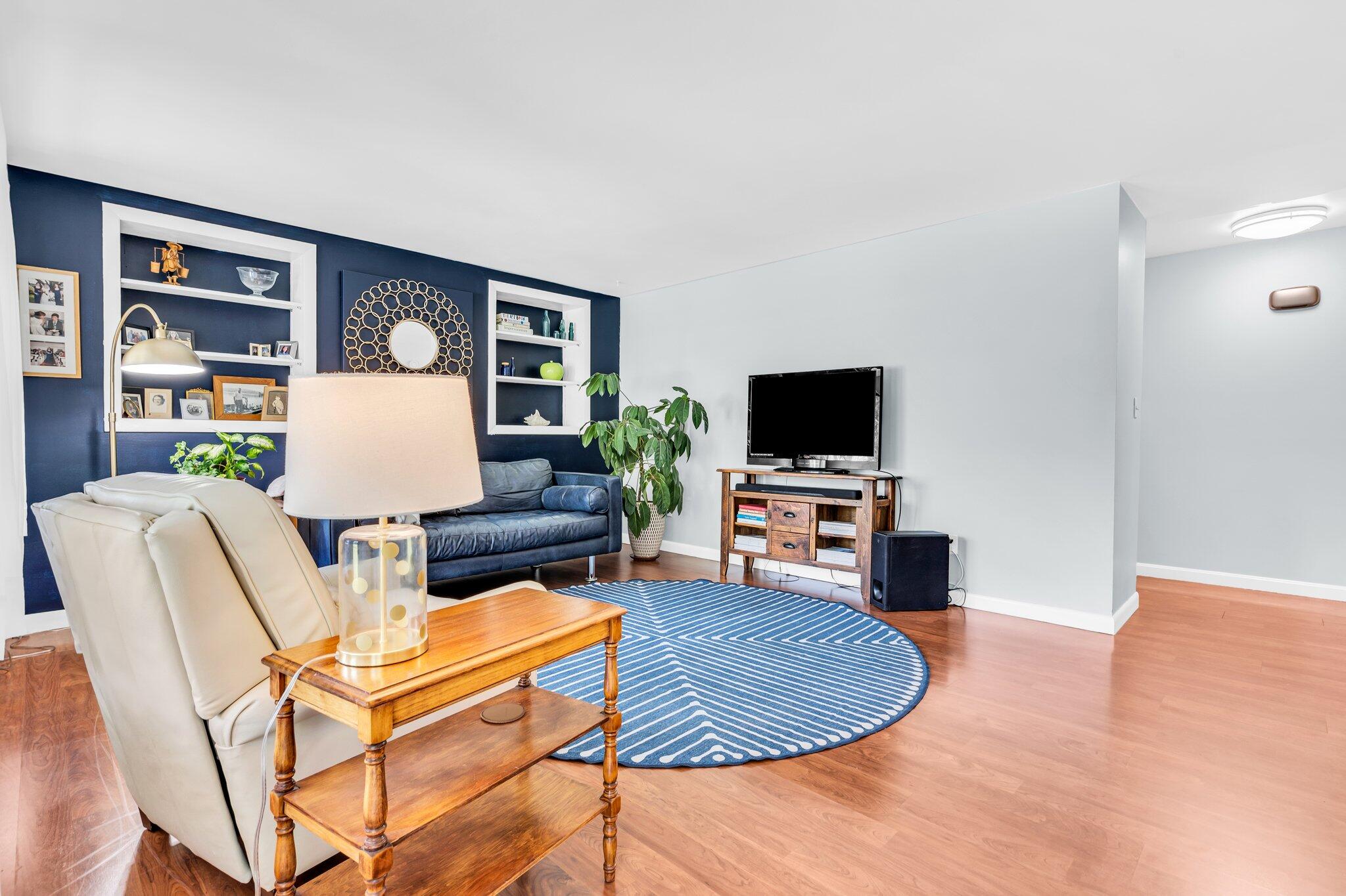 63 Pleasant Hill Road Freeport, ME 04032 - Photo 10 of 57 Living Room