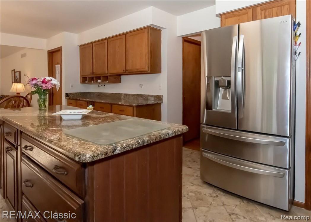 44513 Stone Road Novi, MI 48375 - Photo 34 of 70 JTB_5693.jpg