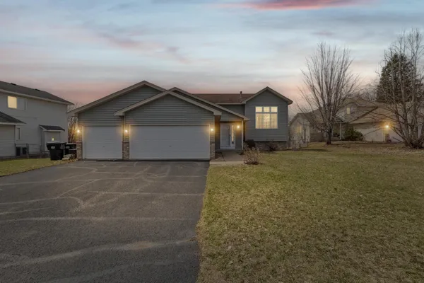 $385,000 | 15270 Sodium Street Northwest, Anoka, MN 55303