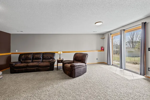 $385,000 | 15270 Sodium Street Northwest, Anoka, MN 55303