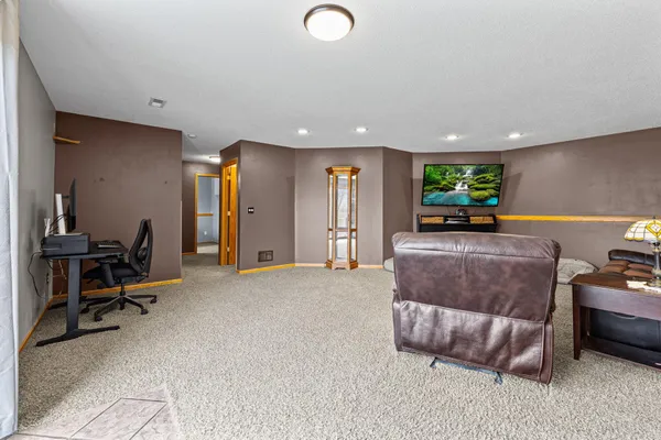 $385,000 | 15270 Sodium Street Northwest, Anoka, MN 55303