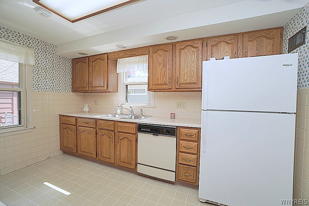 40 Kenton Road Tonawanda, NY 14217 - Photo 22 of 35