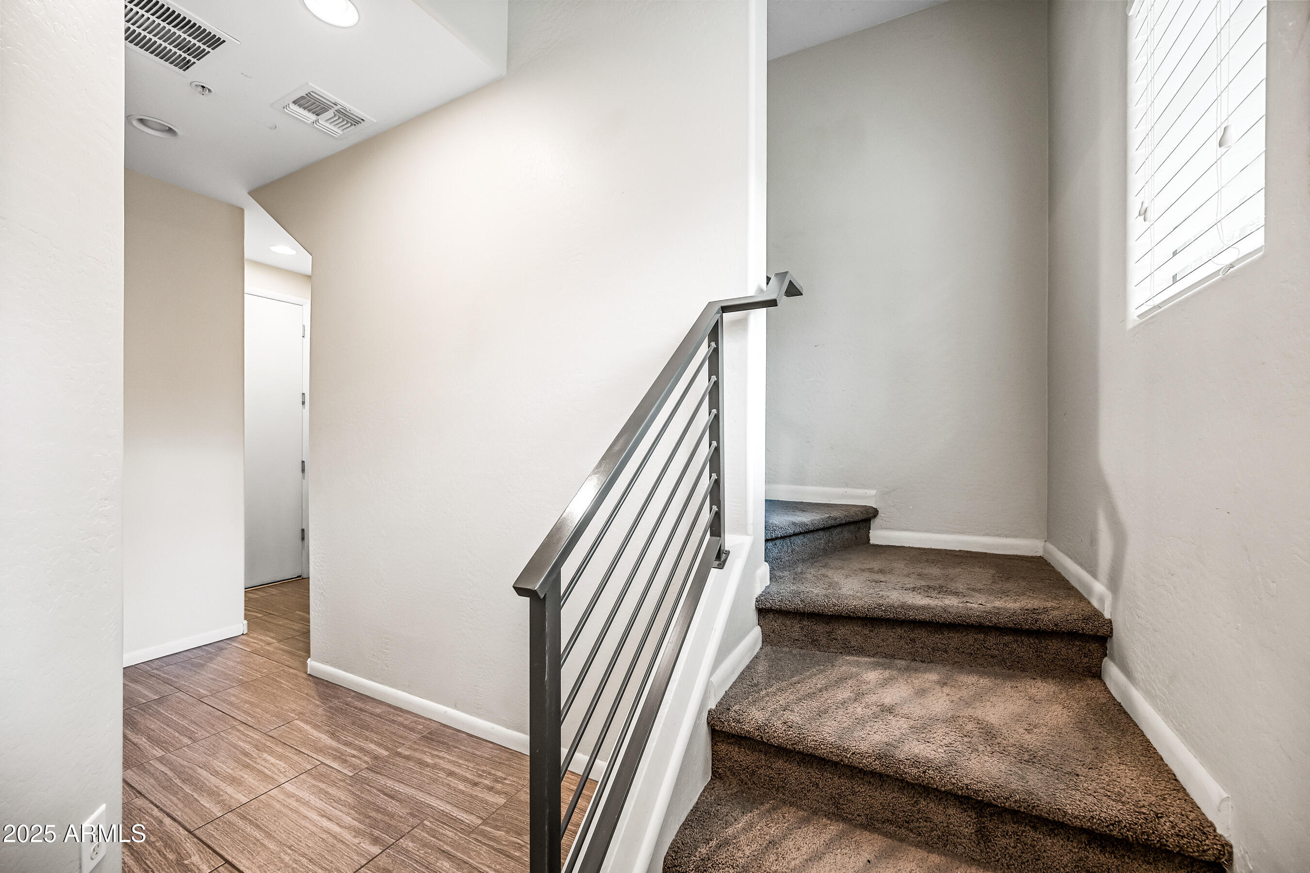 2090 South Dorsey Lane, Unit 1004 Tempe, AZ 85282 - Photo 2 of 31 a view of entryway