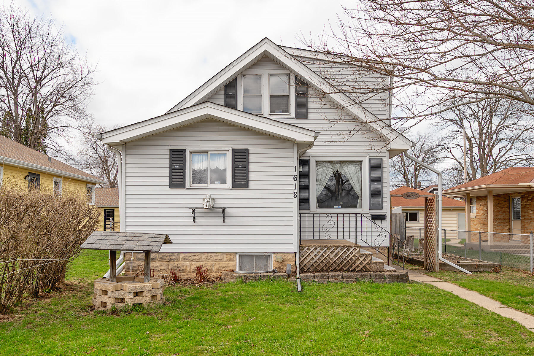 1618 Madison Avenue South Milwaukee, WI 53172 - Photo 1 of 1 Welcome Home