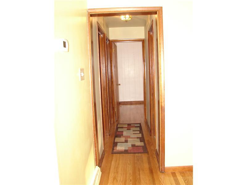 127 Parkview Road Pittsburgh, PA 15237 - Photo 15 of 25 1st Floor Plan. Hallway to bedroom wing...