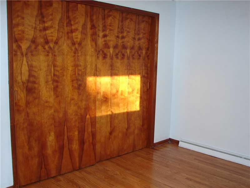 127 Parkview Road Pittsburgh, PA 15237 - Photo 17 of 25 Master Bedroom. Master bedroom features large closets!