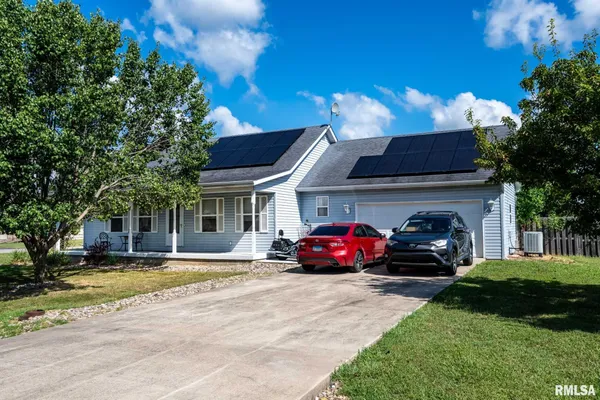 $176,000 | 5626 Silver Fox Drive, Carterville, IL 62918