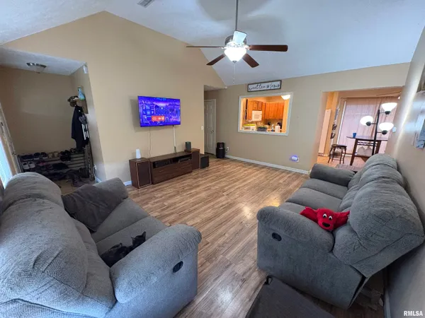 $176,000 | 5626 Silver Fox Drive, Carterville, IL 62918