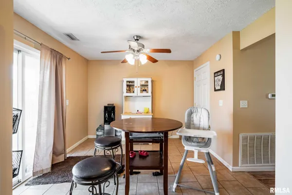 $176,000 | 5626 Silver Fox Drive, Carterville, IL 62918