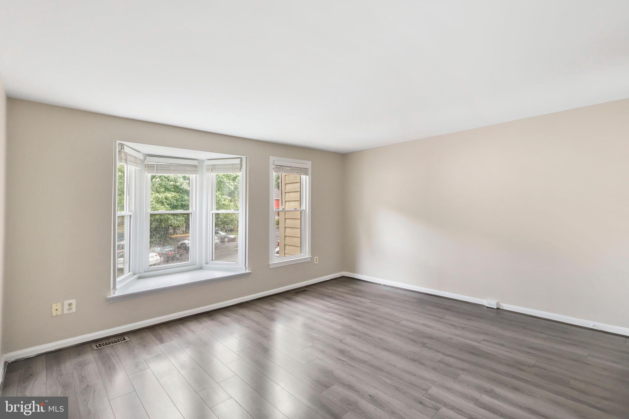 2137 Whisper Way Reston, VA 20191 - Photo 16 of 32