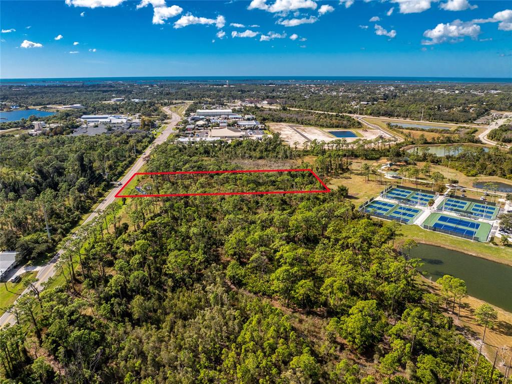 1060 South River Road Englewood, FL 34223 - Photo 10 of 14 a view of an ocean