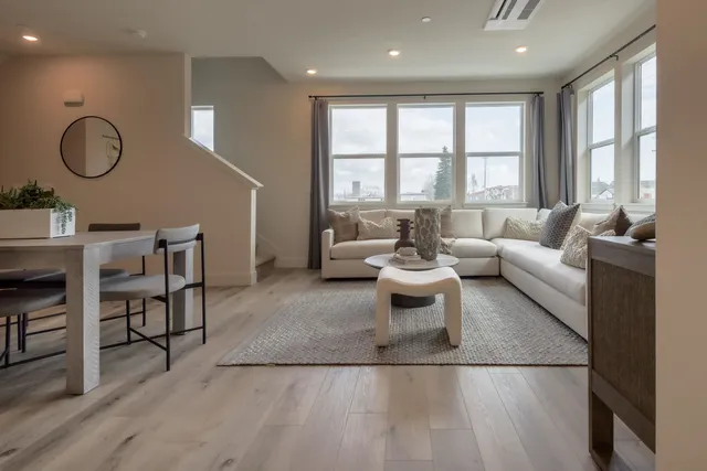 $1,024,999 | 2053 Clement Avenue, Alameda, CA 94501