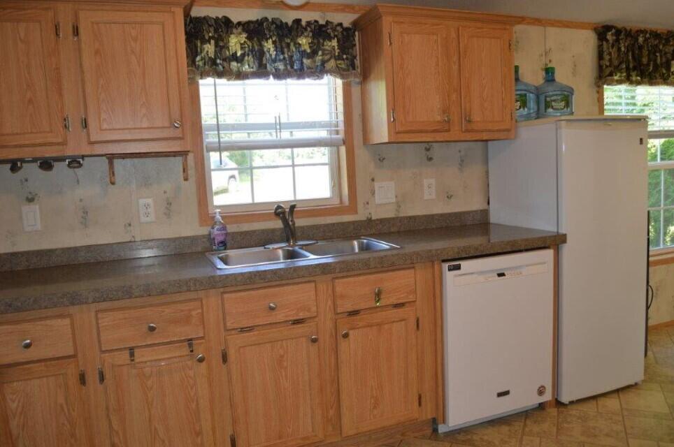 38 Oakland Road Belgrade, ME 04917 - Photo 8 of 25 2b